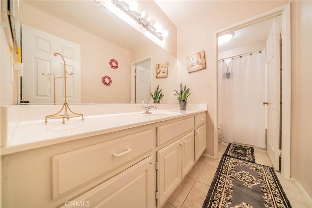 unkown - Residential