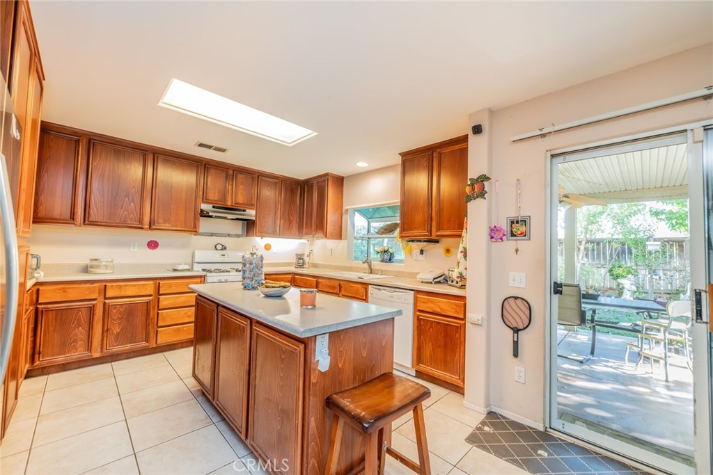 unkown - Residential