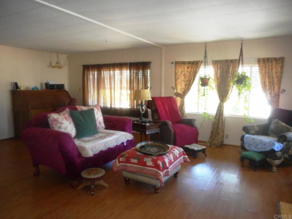 2300 E Valley 84