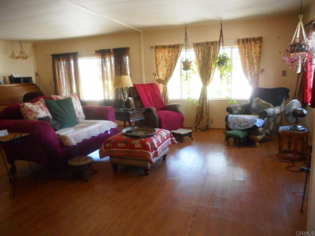 2300 E Valley 84
