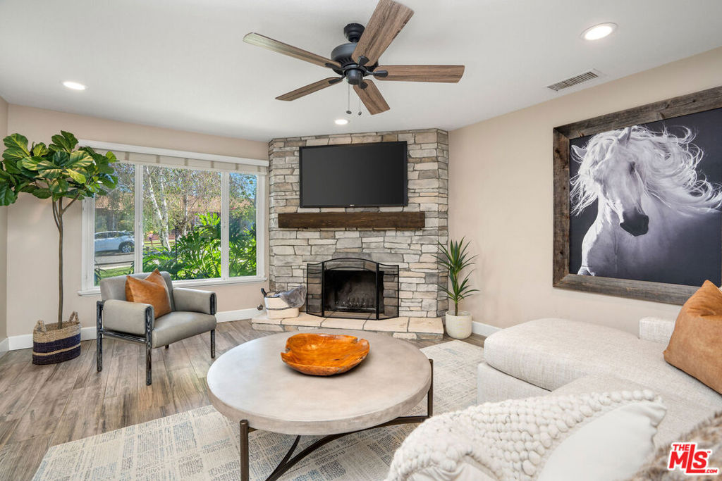 1218 Nonchalant Drive