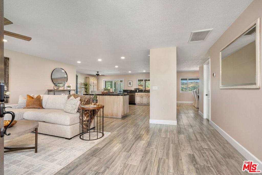 1218 Nonchalant Drive