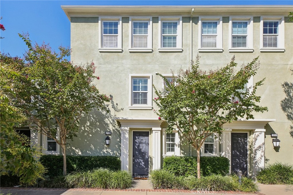 Tucked into the tree-lined streets of Columbus Square in Tustin, 15212 Cambridge Street offers a rare blend of style, functionality, and community living. This tri-level townhome features two spacious bedrooms, two and a half bathrooms, and a thoughtful layout with no neighbors above or below, creating a quiet and private retreat in one of the area’s most sought-after neighborhoods.
The entry level includes a two-car attached garage with an EV charging station, a dedicated laundry area, and additional storage space to help keep everything organized. On the main floor, you’ll find a bright and open living area with newly installed luxury vinyl plank flooring, recessed lighting, and plantation shutters that let in just the right amount of natural light.
The remodeled kitchen showcases sleek gray cabinetry, granite countertops, stainless steel appliances, and a large walk-in pantry. The living room is anchored by a cozy fireplace, while a conveniently located powder room adds ease for everyday living and entertaining.
Upstairs, the primary suite offers a walk-in closet and an en-suite bathroom with dual vanities and a shower over tub. The secondary bedroom also features its own private full bathroom, making it a great option for guests, roommates, or a home office.
As part of the Columbus Square community, residents enjoy access to resort-style amenities including a Junior Olympic pool, spa, clubhouse, basketball courts, parks, and playgrounds. The location is just minutes from shopping and dining at The District and The Village at Tustin Legacy, with easy access to major freeways and John Wayne Airport. Zoned for highly rated schools such as Heritage Elementary and Legacy Magnet Academy, this home offers convenience, comfort, and a lifestyle you’ll love coming home to.
