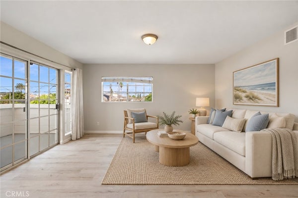 257 W 14TH ST APT 1, SAN PEDRO, CA 90731 - Image 8c07abcd2462c698fcf534ffefa89ee3/4075277348