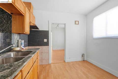 Tiny photo for 398 Macarthur Blvd BLVD, San Leandro, CA 94609 (MLS # 41142276)