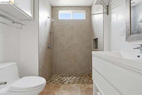 Tiny photo for 398 Macarthur Blvd BLVD, San Leandro, CA 94609 (MLS # 41142276)