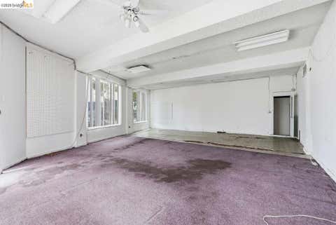 Tiny photo for 398 Macarthur Blvd BLVD, San Leandro, CA 94609 (MLS # 41142276)