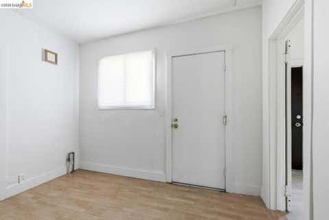 Tiny photo for 398 Macarthur Blvd BLVD, San Leandro, CA 94609 (MLS # 41142276)