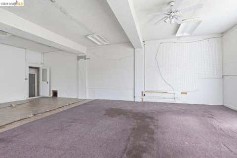 Tiny photo for 398 Macarthur Blvd BLVD, San Leandro, CA 94609 (MLS # 41142276)