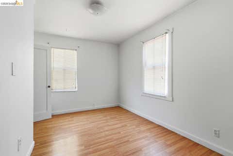 Tiny photo for 398 Macarthur Blvd BLVD, San Leandro, CA 94609 (MLS # 41142276)