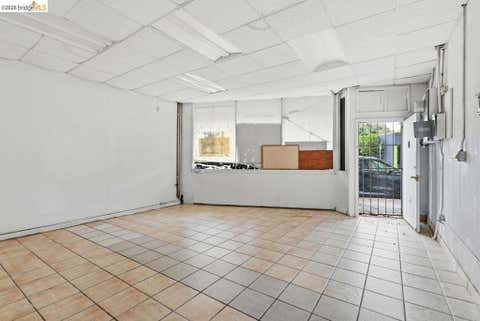 Tiny photo for 398 Macarthur Blvd BLVD, San Leandro, CA 94609 (MLS # 41142276)