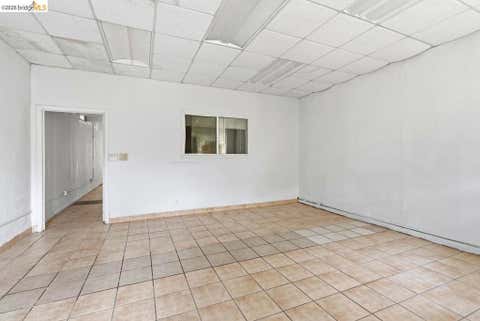 Tiny photo for 398 Macarthur Blvd BLVD, San Leandro, CA 94609 (MLS # 41142276)