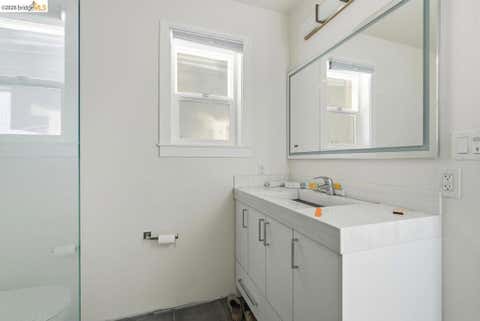 Tiny photo for 398 Macarthur Blvd BLVD, San Leandro, CA 94609 (MLS # 41142276)