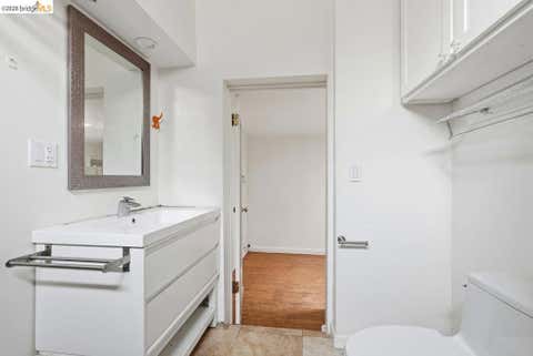 Tiny photo for 398 Macarthur Blvd BLVD, San Leandro, CA 94609 (MLS # 41142276)