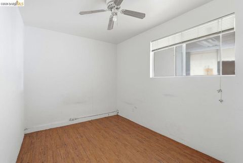 Tiny photo for 398 Macarthur Blvd BLVD, San Leandro, CA 94609 (MLS # 41142276)