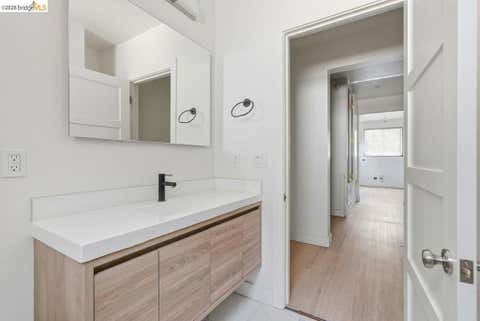 Tiny photo for 398 Macarthur Blvd BLVD, San Leandro, CA 94609 (MLS # 41142276)
