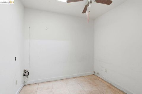 Tiny photo for 398 Macarthur Blvd BLVD, San Leandro, CA 94609 (MLS # 41142276)