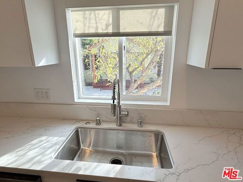 Tiny photo for 7512 Norton Avenue, West Hollywood, CA 90046 (MLS # 26637009)