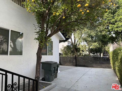Tiny photo for 7512 Norton Avenue, West Hollywood, CA 90046 (MLS # 26637009)