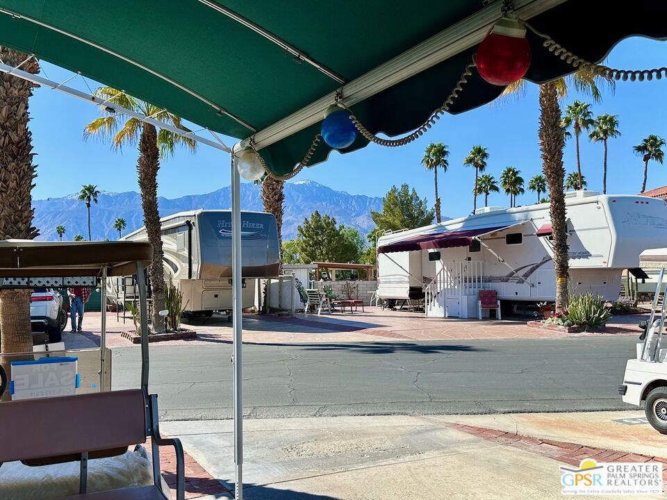 Desert Shadows Rv Re - Land