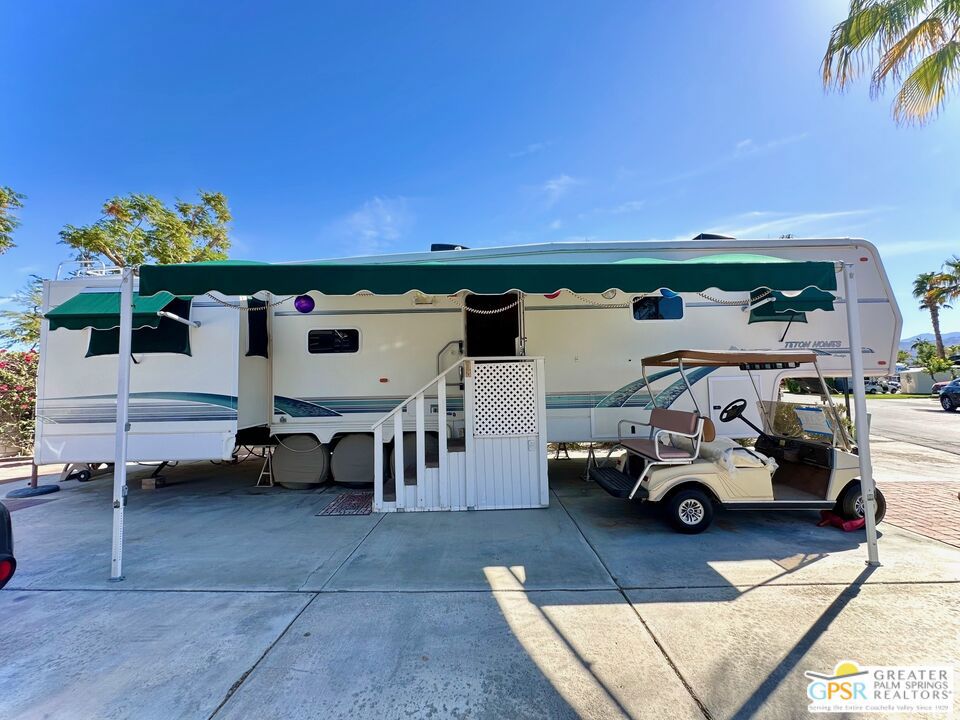 Desert Shadows Rv Re - Land