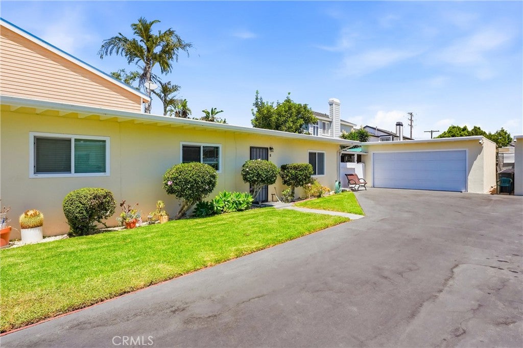 220 Knox Place