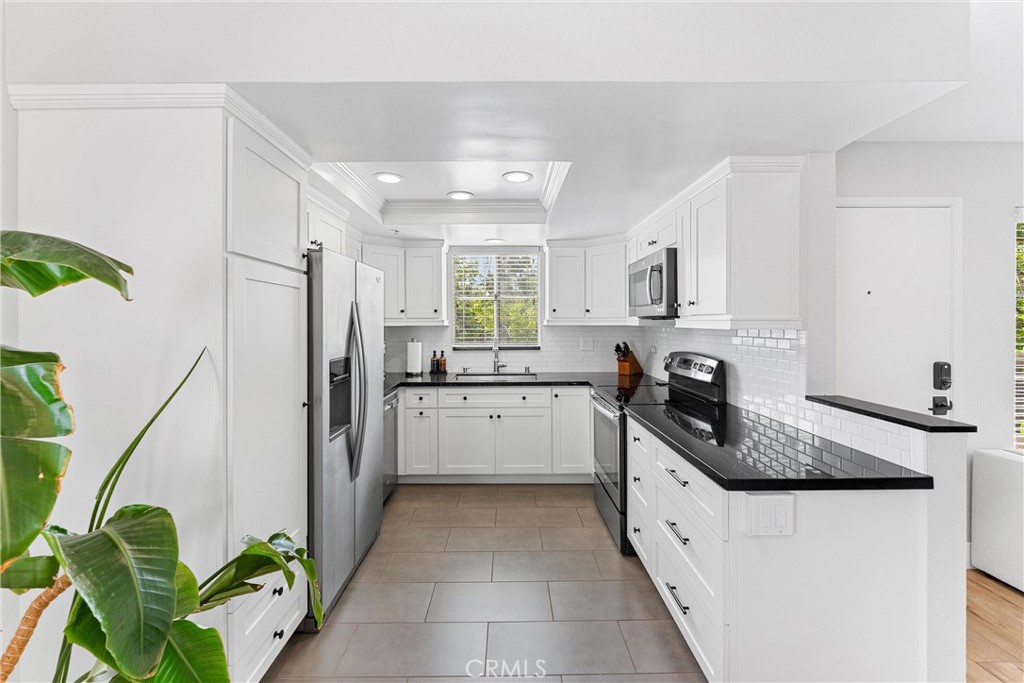 Canyon Hills (CYHL) - Residential Lease