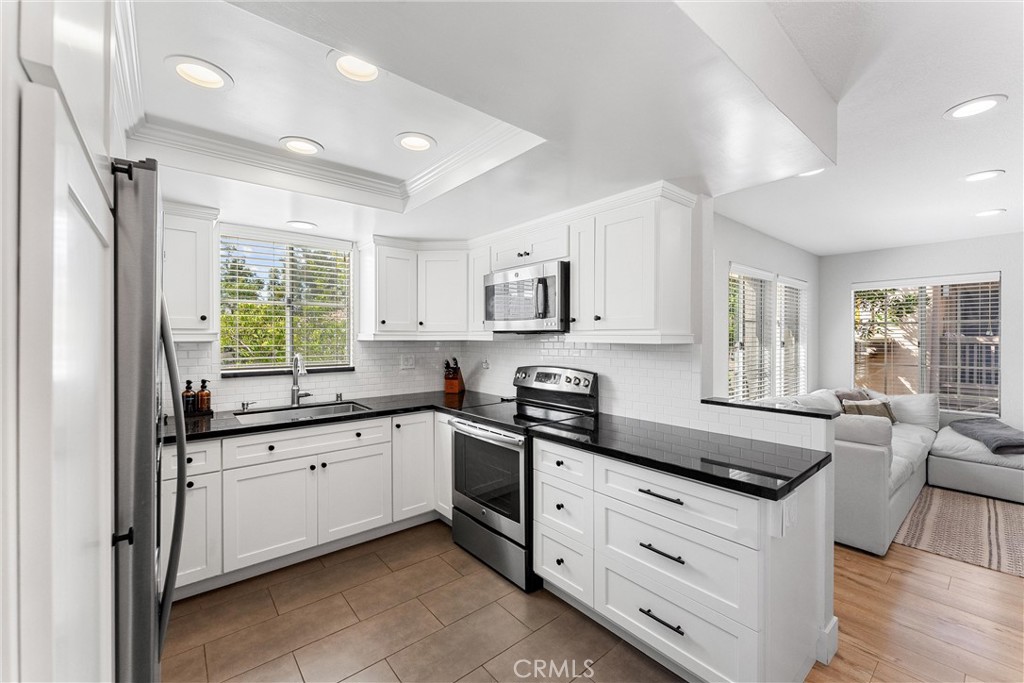 Canyon Hills (CYHL) - Residential Lease