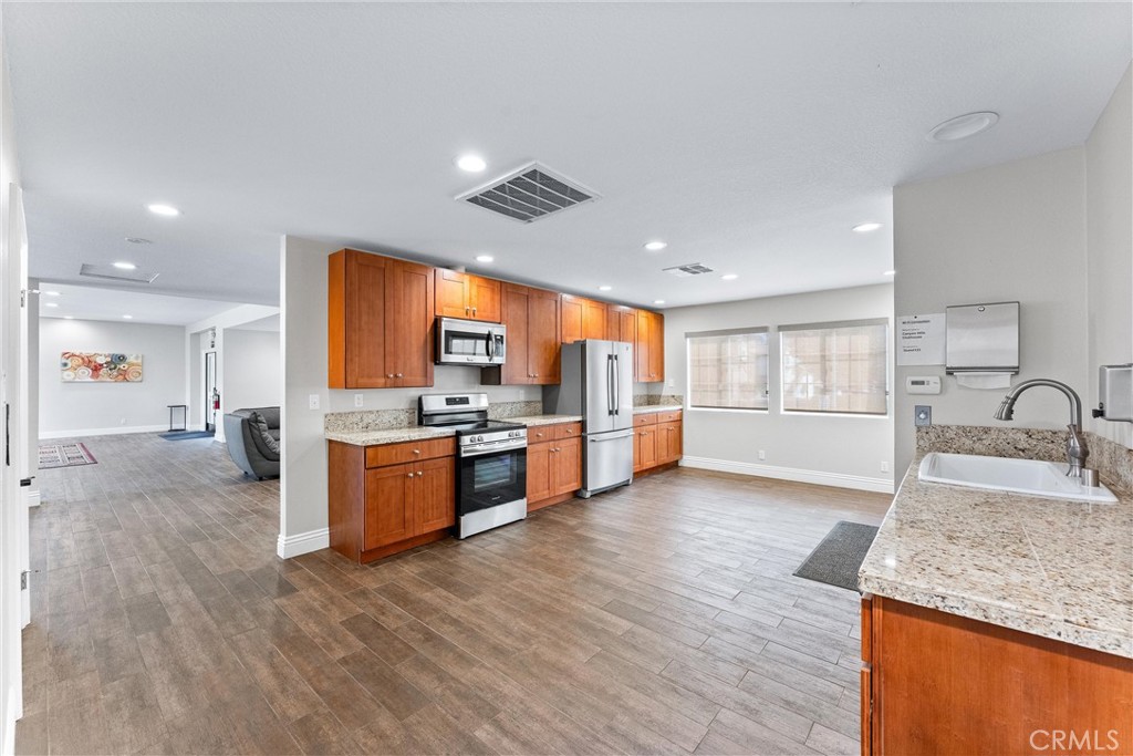 Canyon Hills (CYHL) - Residential Lease