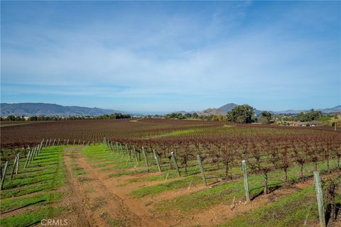 4910 Edna Road San Luis Obispo CA 93401