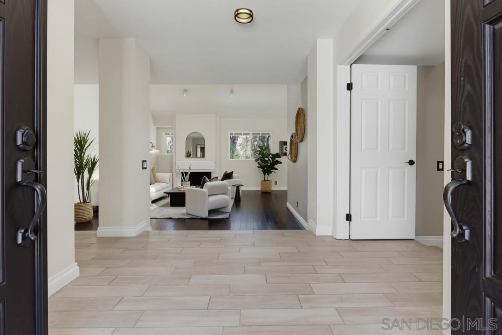 15311 Crestview