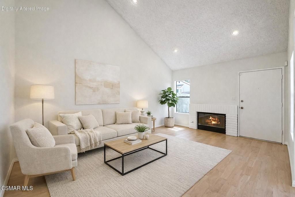 Photo of 925 Via Colinas, Westlake Village, CA 91362 (MLS # 226001311)