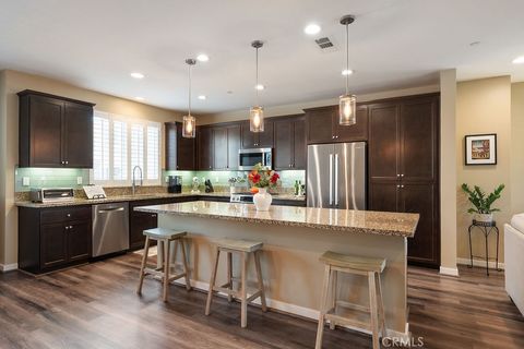 843 Seville Pomona CA 91767