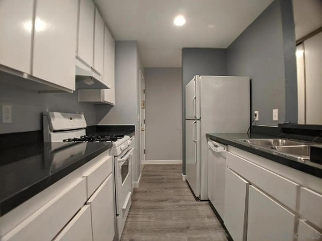 1605 S Hotel Circle B207