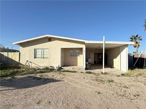 Photo of 361 Windy Pass Pass, Barstow, CA 92311 (MLS # IG26098551)