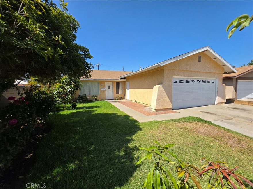 Beautiful West Covina home for lease featuring a sparkling pool, spacious living areas, and modern finishes. Conveniently located near major shopping centers, restaurants, parks, and public transportation. Enjoy comfort and convenience.