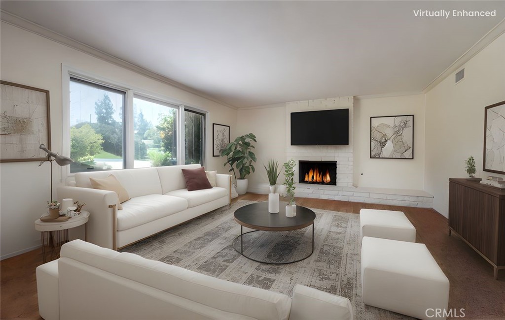 645 Alta Loma Drive
