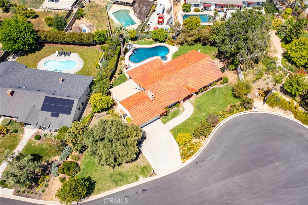 645 Alta Loma Drive