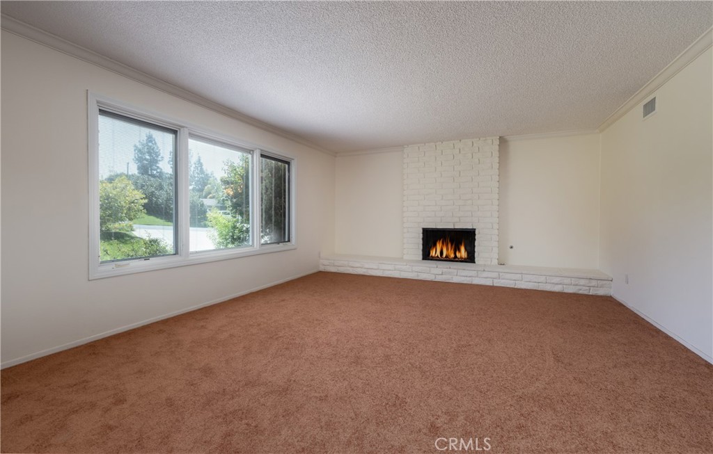 645 Alta Loma Drive