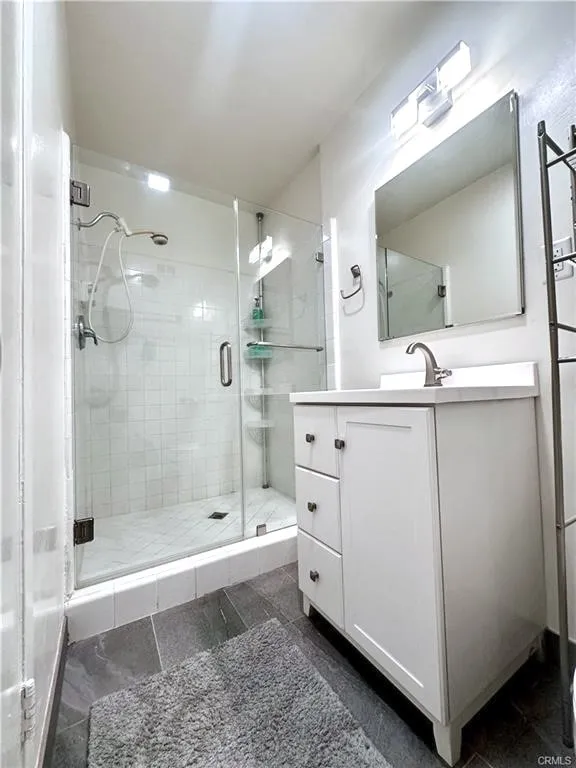 Sherman Oaks, California 91423, United States, 2 Bedrooms Bedrooms, ,2 BathroomsBathrooms,Residential,Active,200149