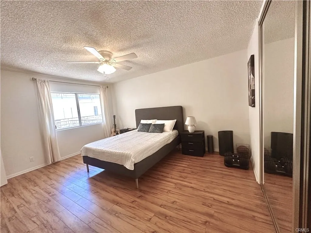 Sherman Oaks, California 91423, United States, 2 Bedrooms Bedrooms, ,2 BathroomsBathrooms,Residential,Active,200149