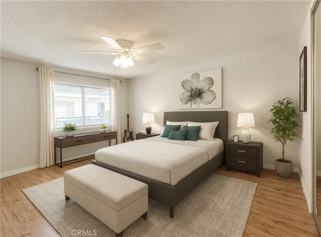 Sherman Oaks, California 91423, United States, 2 Bedrooms Bedrooms, ,2 BathroomsBathrooms,Residential,Active,200149