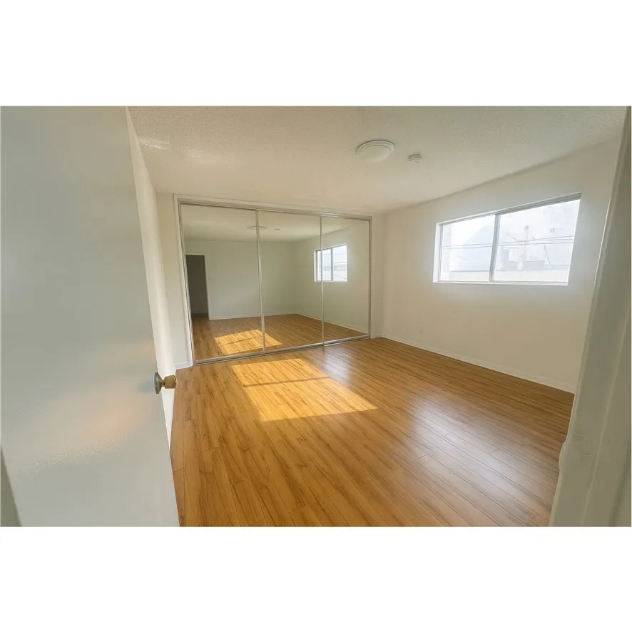 Sherman Oaks, California 91423, United States, 2 Bedrooms Bedrooms, ,2 BathroomsBathrooms,Residential,Active,200149