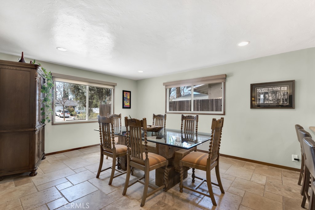 23807 Hartland Street