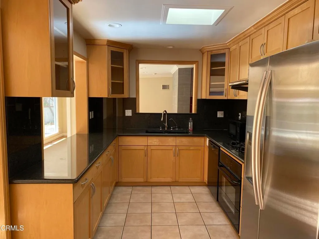 San Marino, California 91108, United States, 3 Bedrooms Bedrooms, ,2 BathroomsBathrooms,Residential,Active,251463