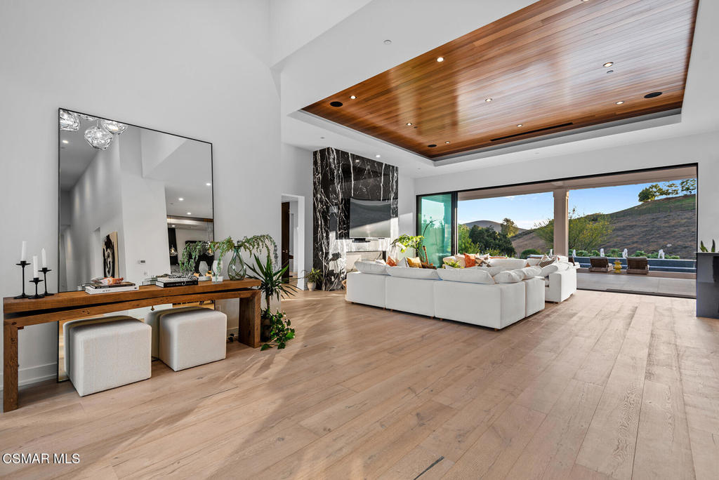 Custom NR-736 - 736 - Residential