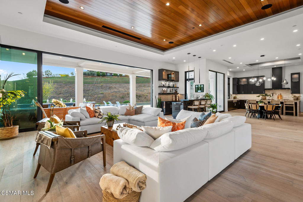 Custom NR-736 - 736 - Residential