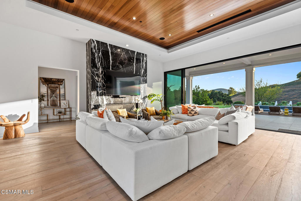 Custom NR-736 - 736 - Residential