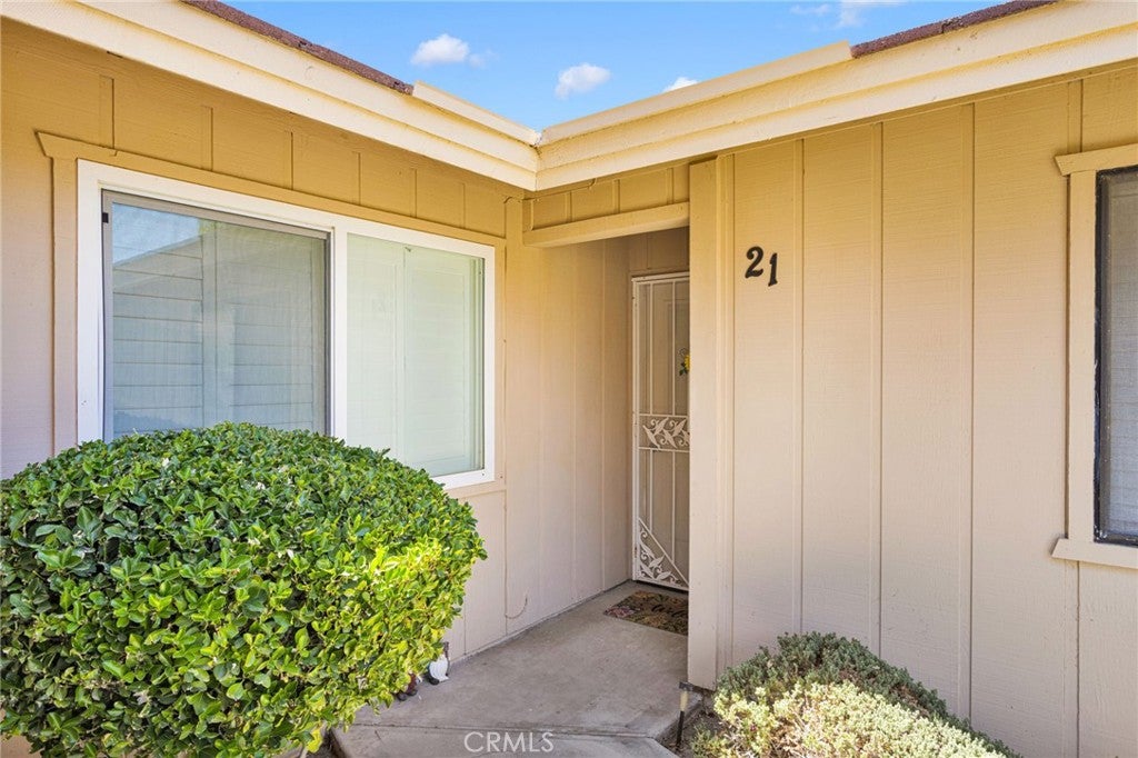 27535 Lakeview 21