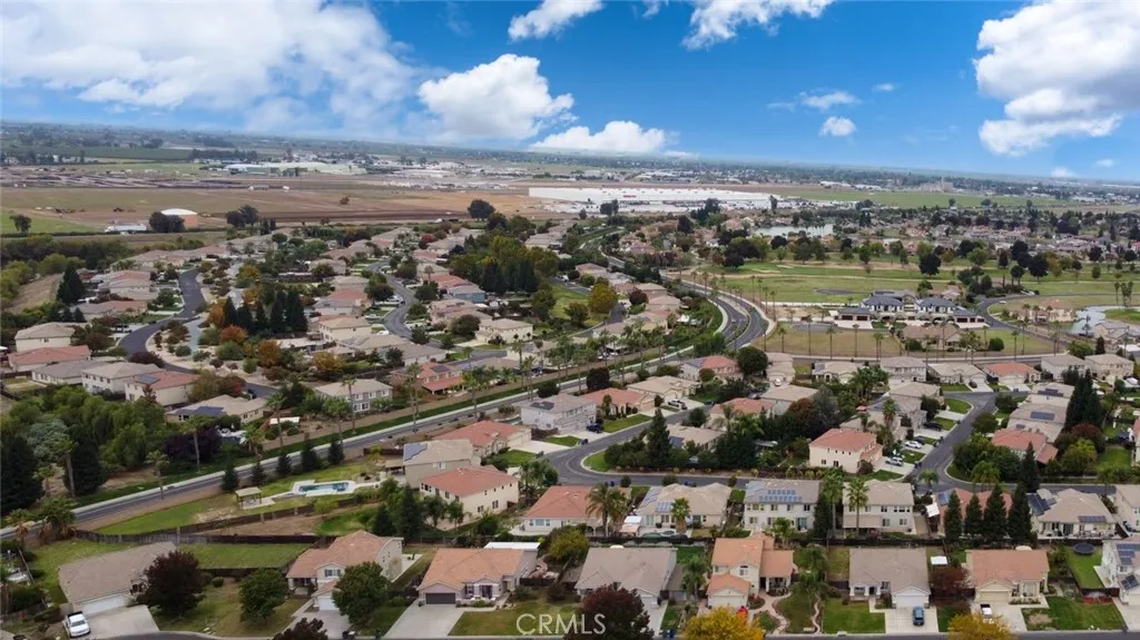 Chowchilla, California 93610, United States, 5 Bedrooms Bedrooms, ,3 BathroomsBathrooms,Residential,Active,235403